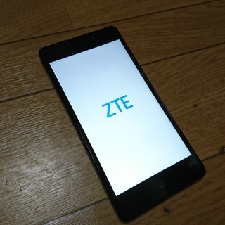 使用期間短 5.5インチ RAM2GB/ROM16GB ZTE ...