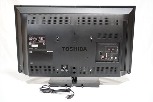 32インチ TOSHIBA 東芝 液晶カラーテレビ 32S8　2014年製