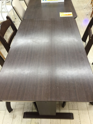 お買い上げありがとうございました。1/9東区和白  ダイニング5点セット  回転式チェア