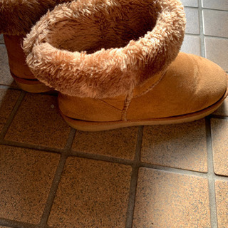 ムートンブーツ 茶色 Lの画像