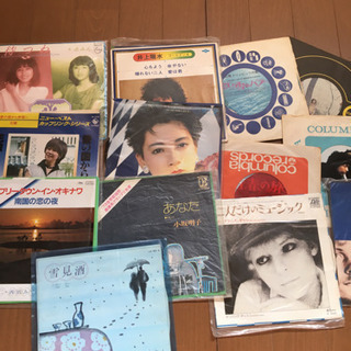 古いLPレコード、シングルレコードの画像
