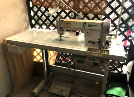 brother ブラザーexedra 工業用ミシン　E-20 マークⅡ