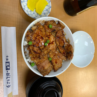 犬好き、食べ歩き好き、マイル修行僧などなど − 東京都
