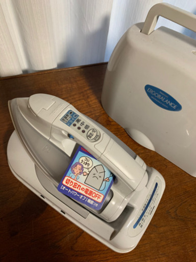 アイロン　新品　タグ付き