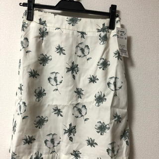 マジェスティックレゴン  スカート