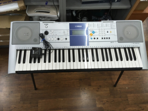 ヤマハ キーボード PSR-E323