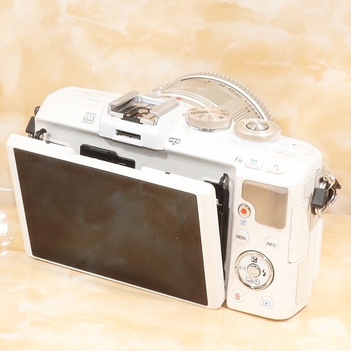 ★超極上美品＆自撮り＆スマホ転送★オリンパス E-PL7 レンズセット