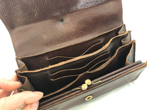 イルビゾンテ長財布　未使用チャームプレゼント