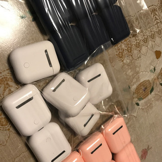 ブルートゥースイヤホン最安値i最新版通話可能残り紺色とピンクのみの画像
