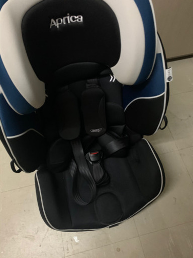 チャイルドシート　アップリカ　フォームフィット　ネイビー　ISOFIX