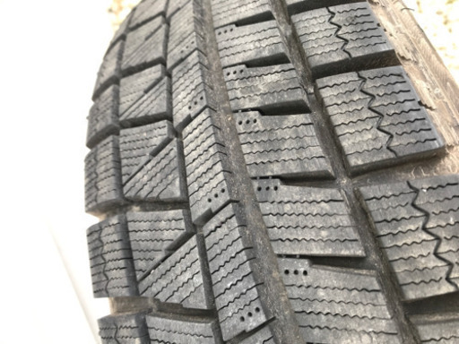 【取引中】スタッドレスタイヤ 175/70r14 4本セット　ホイール付！値下げ中