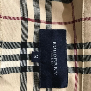 Burberryジャケットの画像