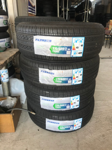 激安215/60/17 新品タイヤ、交換コミコミ