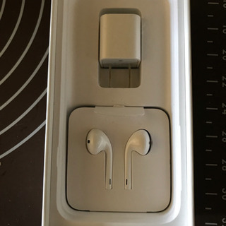 iPhone7ゴールド32GB・SIMロックなし・USB充電スタンド・本体カバー