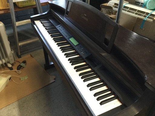 ヤマハ  クラビノバ   電子ピアノ