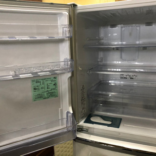 ??製氷機付き‼️三菱3ドア冷蔵庫☝️?