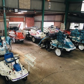 福岡　宗像市　農機具でっく福岡店　中古　農機具　在庫多数　トラクター　田植機　コンバイン　運搬車　耕運機　管理機　乾燥機　の画像