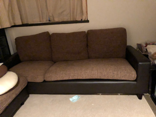 ソファー激安で売ります