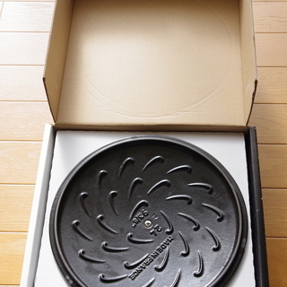 staubストウブ「ブレイザーソテーパン」24㎝グレー