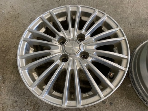 【格安】14×5.5J +38 100 4H 4本 ヴィッツ アクア パッソ フィト デミオ キューブ