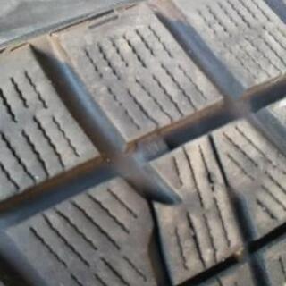 中古スタッドレスタイヤ、貰って下さい。の画像