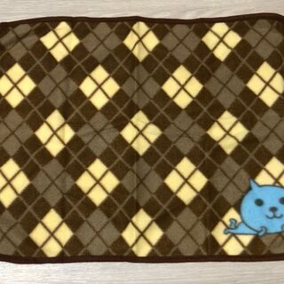 Qooブランケット(ひざ掛け)2種類　新品の画像