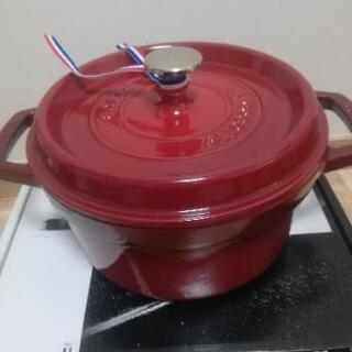 staub ココット　ラウンド