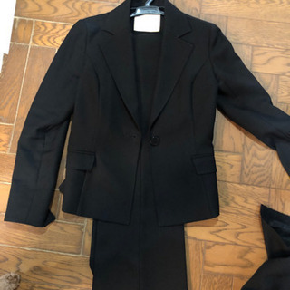 セシルマクビースーツ