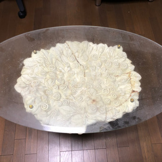 不思議なテーブル(早く引き取ってくださる方を優先)の画像