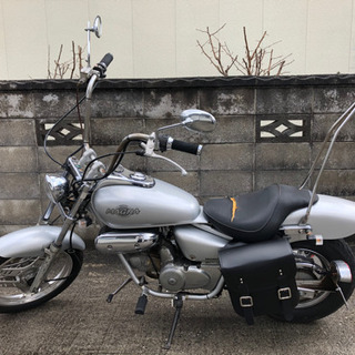 お取り引き中【カスタム車】ホンダ　マグナ　50cc 自賠責保険付。