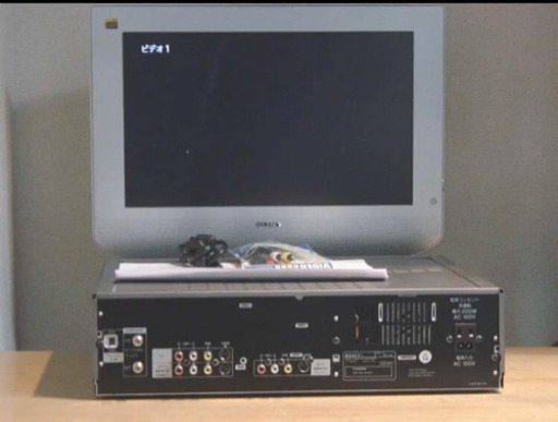 VHS+8ミリビデオデッキ最終型WV-H6 送料無料 138
