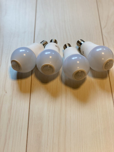 【引取限定】E17 LED 人感センサー 室内センサーライト 常夜灯 防犯夜灯 電球色