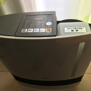 セラミックフアンヒーター（加湿器内蔵型）の画像