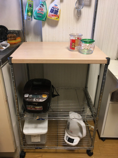 調理台　銀のフック付き