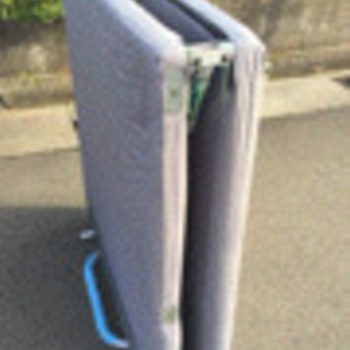 折りたたみシングルベッド