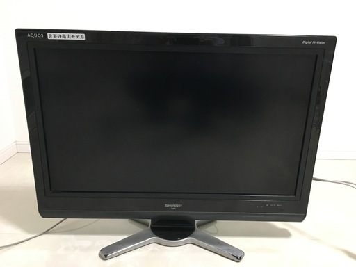 AQUOS 32インチ 液晶テレビ（LC-32D30）
