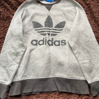 アディダスオリジナル　スウェット　グレー