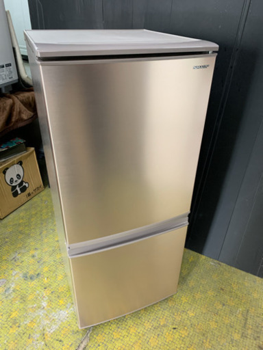 冷蔵庫 SHARP 2019年 一人暮らし 単身 2ドア 137L SJ-D14E-N シャープ つけかえどっちもドア 川崎 KK