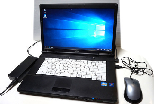 富士通ノートパソコン　A561/C Core-i3 メモリ2G HD150G Windows10
