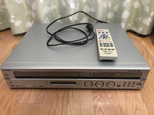 シャープ DV-TR11 HDD・DVD・ビデオ一体型レコーダー 2006年
