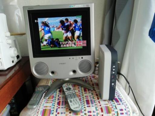 アクオス１０インチ液晶テレビとマスプロアンテナDT35