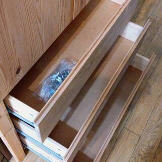 5/7 値下げ! IKEA イケア パイン無垢材 IVAR 組み合わせ収納棚の画像