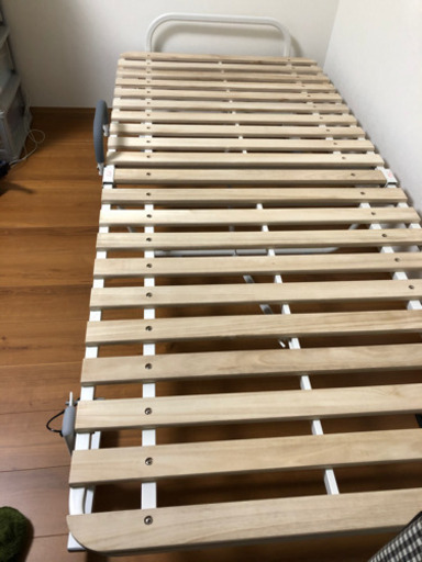 【未使用】折り畳みシングルベッド　桐　すのこ