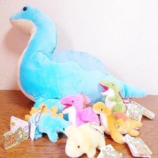 ウキウキ恐竜時代 BIGぬいぐるみ＋ボールチェーンマスコット５体 