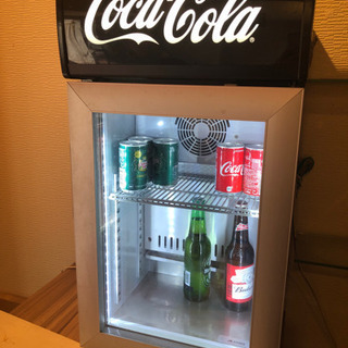 コカコーラ冷蔵庫 11月29日まで。