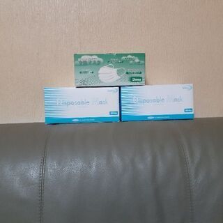 未使用マスク３箱計１５０枚
