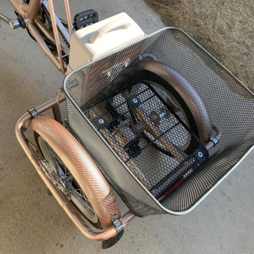 電動アシスト自転車　三輪