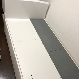 シングルベッドフレーム　引出し収納　白