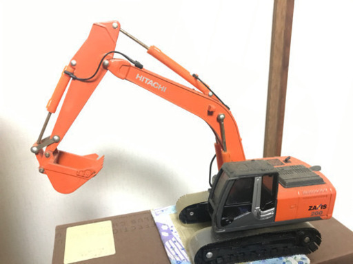 模型、プラモデル HITACHI ZAXIS200