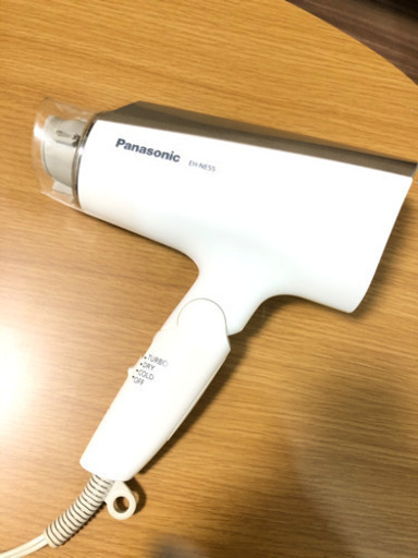 【急募】《値段交渉有》Panasonicヘアドライヤー★ 大風量1.8立方メートル/分※1で、パワフル乾燥。